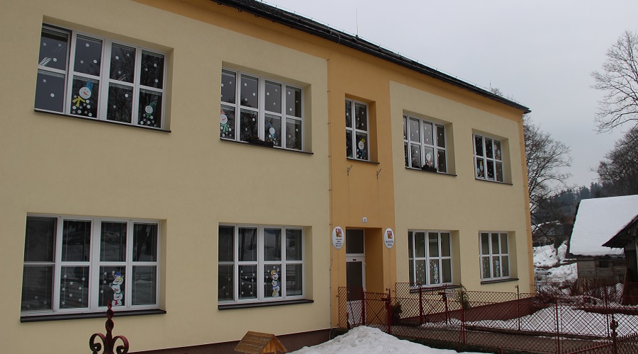  Speciální škola v Neratově